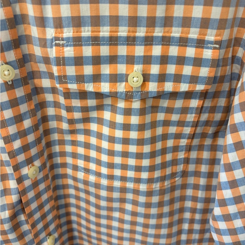 Banana Republic Men’s Gingham Shirt - Picture 2 of 9